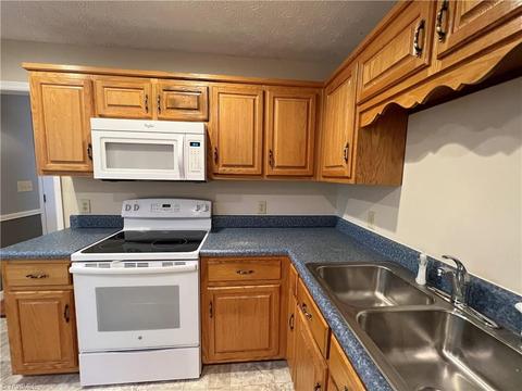 509 Summit St, Madison, NC 27025 photo 10