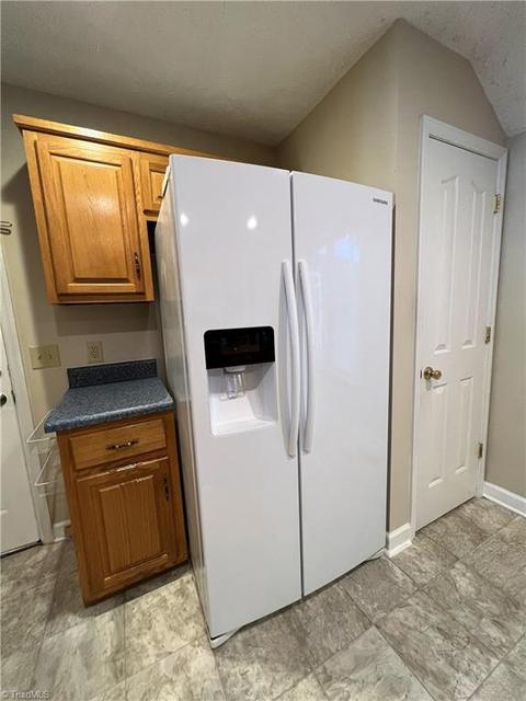 509 Summit St, Madison, NC 27025 photo 9