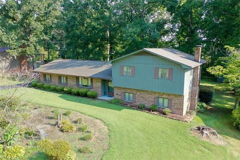 4066 Village Dr, Trinity, NC 27370 photo 2