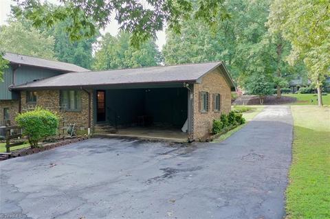 4066 Village Dr, Trinity, NC 27370 photo 15