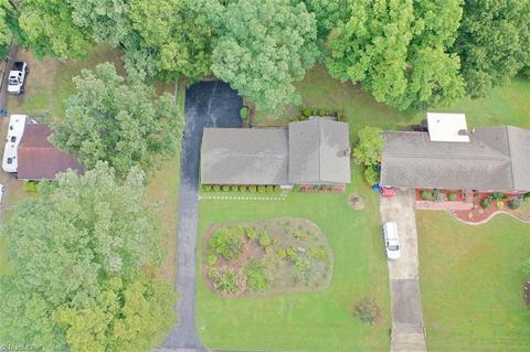 4066 Village Dr, Trinity, NC 27370 photo 20