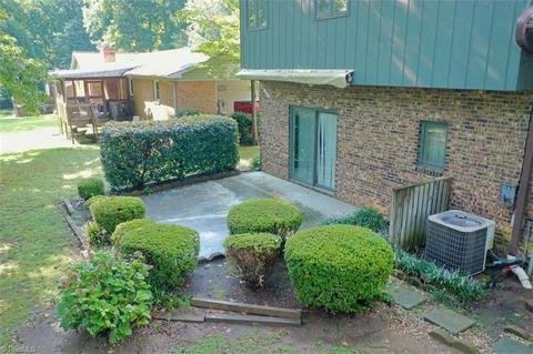 4066 Village Dr, Trinity, NC 27370 photo 11