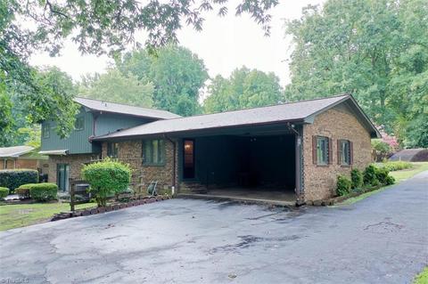 4066 Village Dr, Trinity, NC 27370 photo 14
