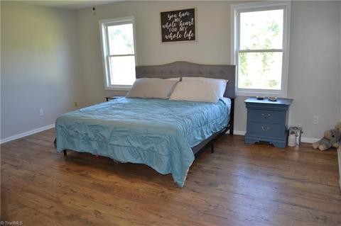 714 Dodge Loop, Madison, NC 27025 photo 15