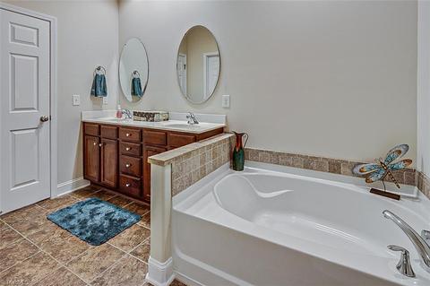 3458 Limestone Ct, High Point, NC 27265 photo 23