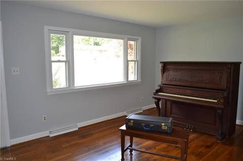 2004 Mill Ave, Eden, NC 27288 photo 5