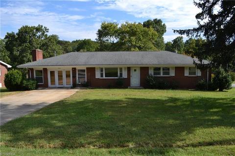 2004 Mill Ave, Eden, NC 27288 photo 1