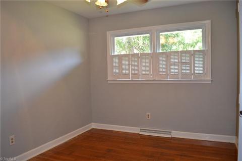 2004 Mill Ave, Eden, NC 27288 photo 6