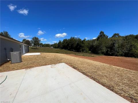124 Calloway Rd, King, NC 27021 photo 10