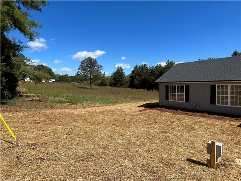 124 Calloway Rd, King, NC 27021 photo 13