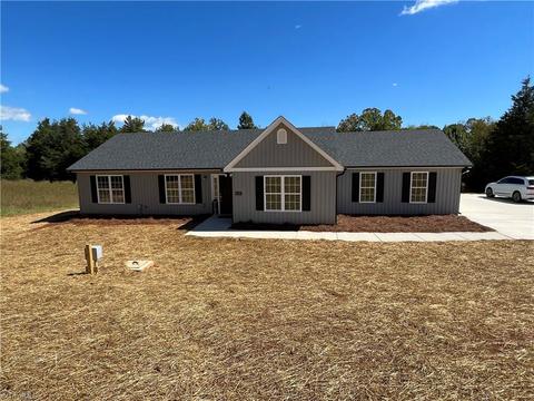 124 Calloway Rd, King, NC 27021 photo 6