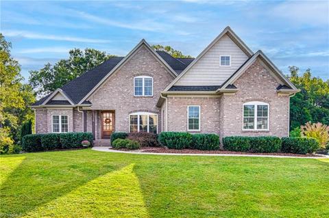 110 Grey Beard Ct, High Point, NC 27265 photo 1