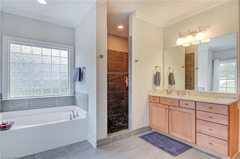 110 Grey Beard Ct, High Point, NC 27265 photo 23