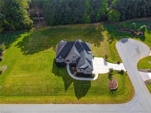 110 Grey Beard Ct, High Point, NC 27265 photo 48