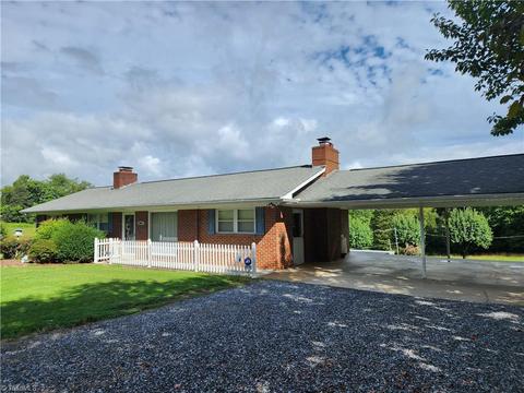 4358 Salem Hwy, Stuart, VA 24171 photo 1
