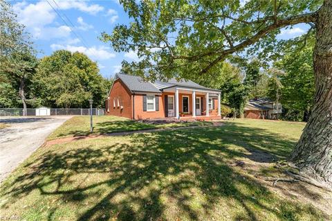 202 Westridge Dr, High Point, NC 27262 photo 7