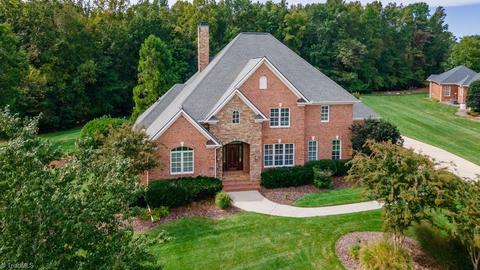 523 Orinoco Dr, High Point, NC 27265 photo 5