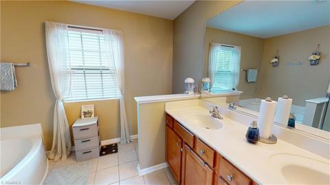 1160 Hampton Park Dr, High Point, NC 27265 photo 20