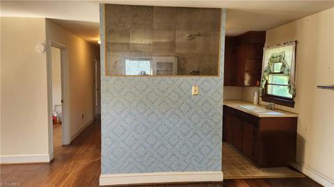 1803 E Meadow Rd, Eden, NC 27288 photo 5