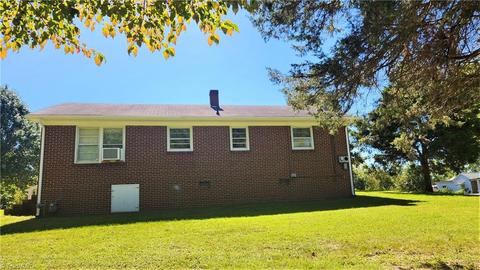 1803 E Meadow Rd, Eden, NC 27288 photo 19
