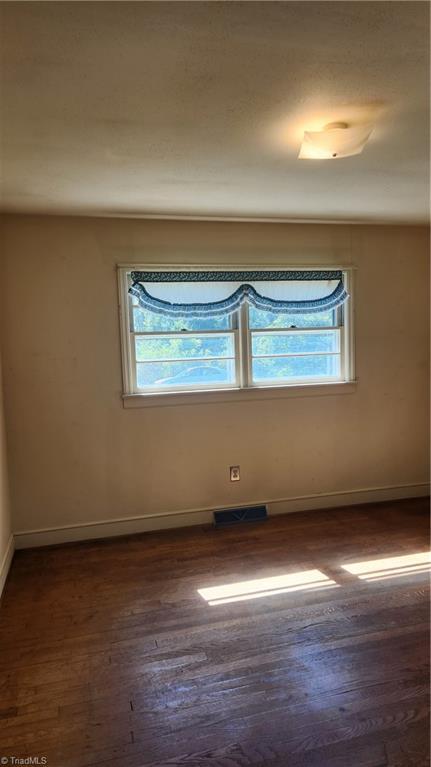 1803 E Meadow Rd, Eden, NC 27288 photo 10