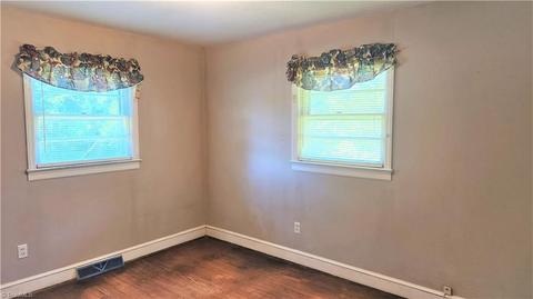 1803 E Meadow Rd, Eden, NC 27288 photo 14