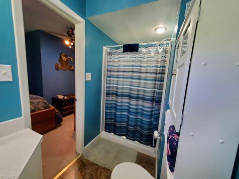 9125 Boone Trl, Purlear, NC 28665 photo 32