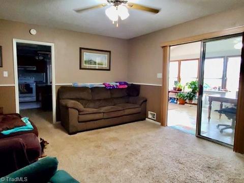 9125 Boone Trl, Purlear, NC 28665 photo 13