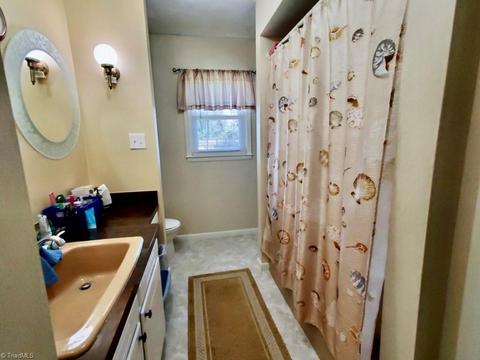 9125 Boone Trl, Purlear, NC 28665 photo 27