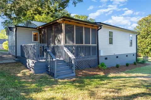232 W 2nd St, Denton, NC 27239 photo 22
