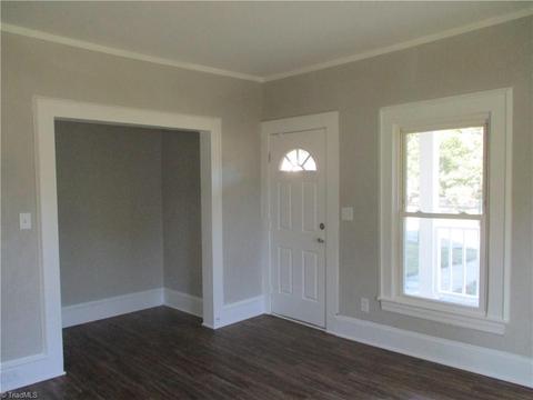 701 Carr St, High Point, NC 27262 photo 4