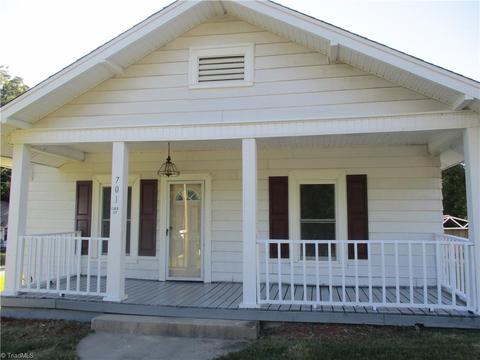 701 Carr St, High Point, NC 27262 photo 1