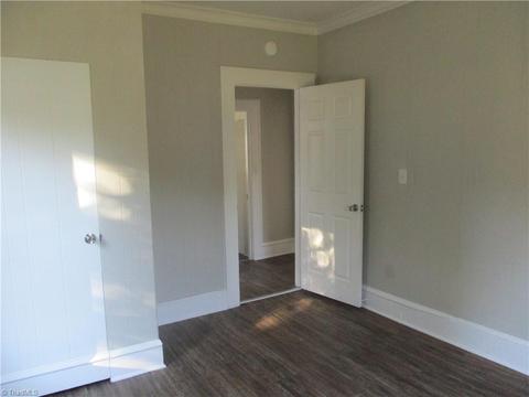 701 Carr St, High Point, NC 27262 photo 17
