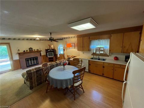 409 Goff Rd, King, NC 27021 photo 16