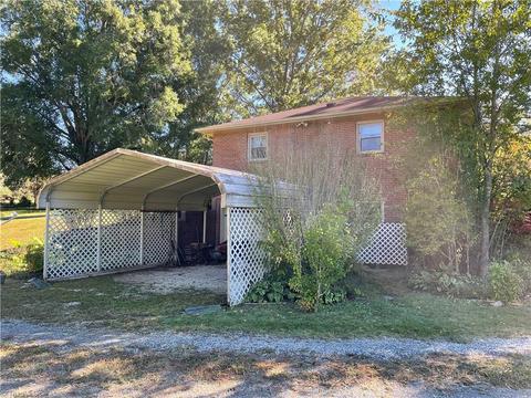 409 Goff Rd, King, NC 27021 photo 4