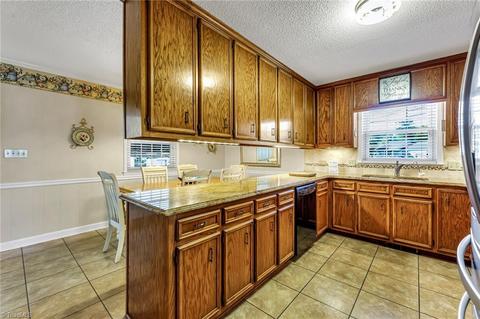 520 Old Mill Rd, High Point, NC 27265 photo 11