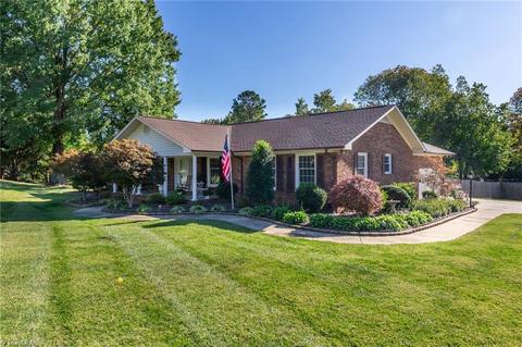 520 Old Mill Rd, High Point, NC 27265 photo 4