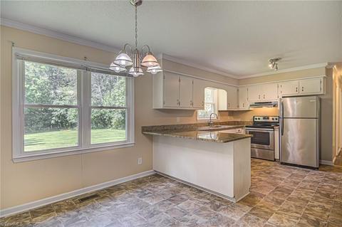 7715 Eversfield Rd, Summerfield, NC 27358 photo 15