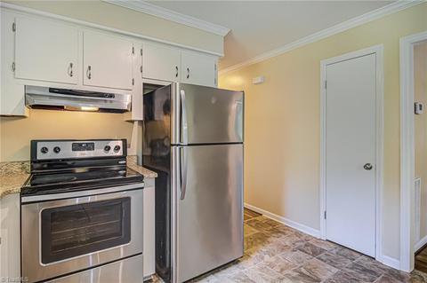 7715 Eversfield Rd, Summerfield, NC 27358 photo 12