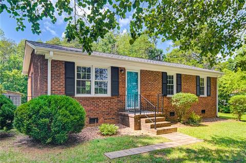 7715 Eversfield Rd, Summerfield, NC 27358 photo 2