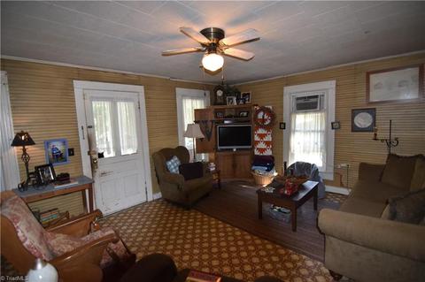 1516 Garner Rd, Denton, NC 27239 photo 3