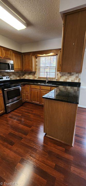 1135 Mapleview Ct, High Point, NC 27265 photo 8