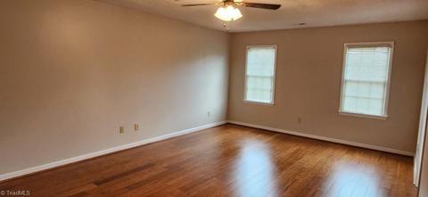 1135 Mapleview Ct, High Point, NC 27265 photo 17
