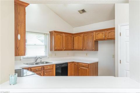 4223 Braddock Rd, High Point, NC 27265 photo 12