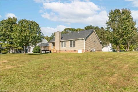 4223 Braddock Rd, High Point, NC 27265 photo 42