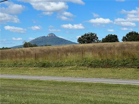 1007 E Westmoreland Rd, King, NC 27021 photo 4