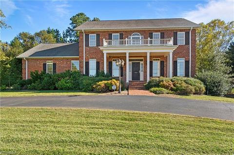 1007 E Westmoreland Rd, King, NC 27021 photo 2