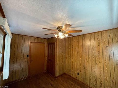 141 Maplebrook Dr, Elkin, NC 28621 photo 25