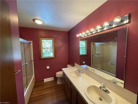 141 Maplebrook Dr, Elkin, NC 28621 photo 38