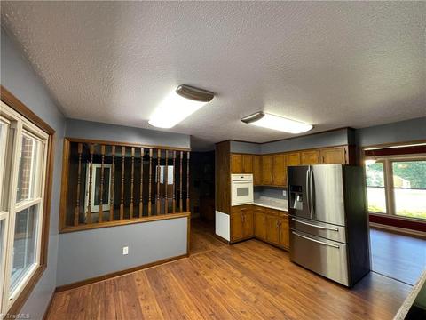 141 Maplebrook Dr, Elkin, NC 28621 photo 21